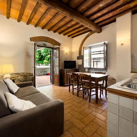La Ferriera Exclusive Resort - Pool & Waterfall Loro Ciuffenna Εξωτερικό φωτογραφία
