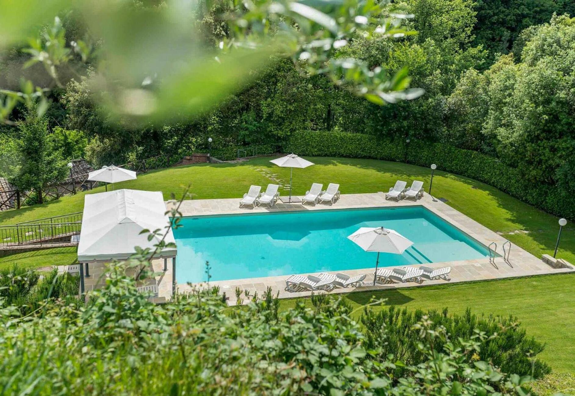 La Ferriera Exclusive Resort - Pool & Waterfall Loro Ciuffenna Εξωτερικό φωτογραφία