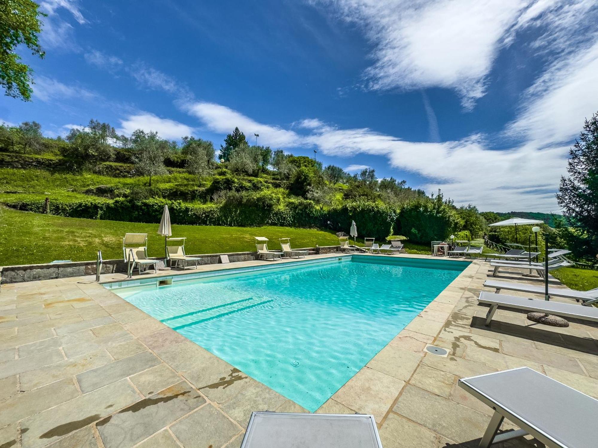 La Ferriera Exclusive Resort - Pool & Waterfall Loro Ciuffenna Εξωτερικό φωτογραφία
