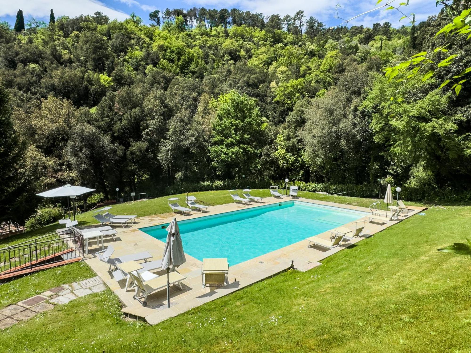 La Ferriera Exclusive Resort - Pool & Waterfall Loro Ciuffenna Εξωτερικό φωτογραφία