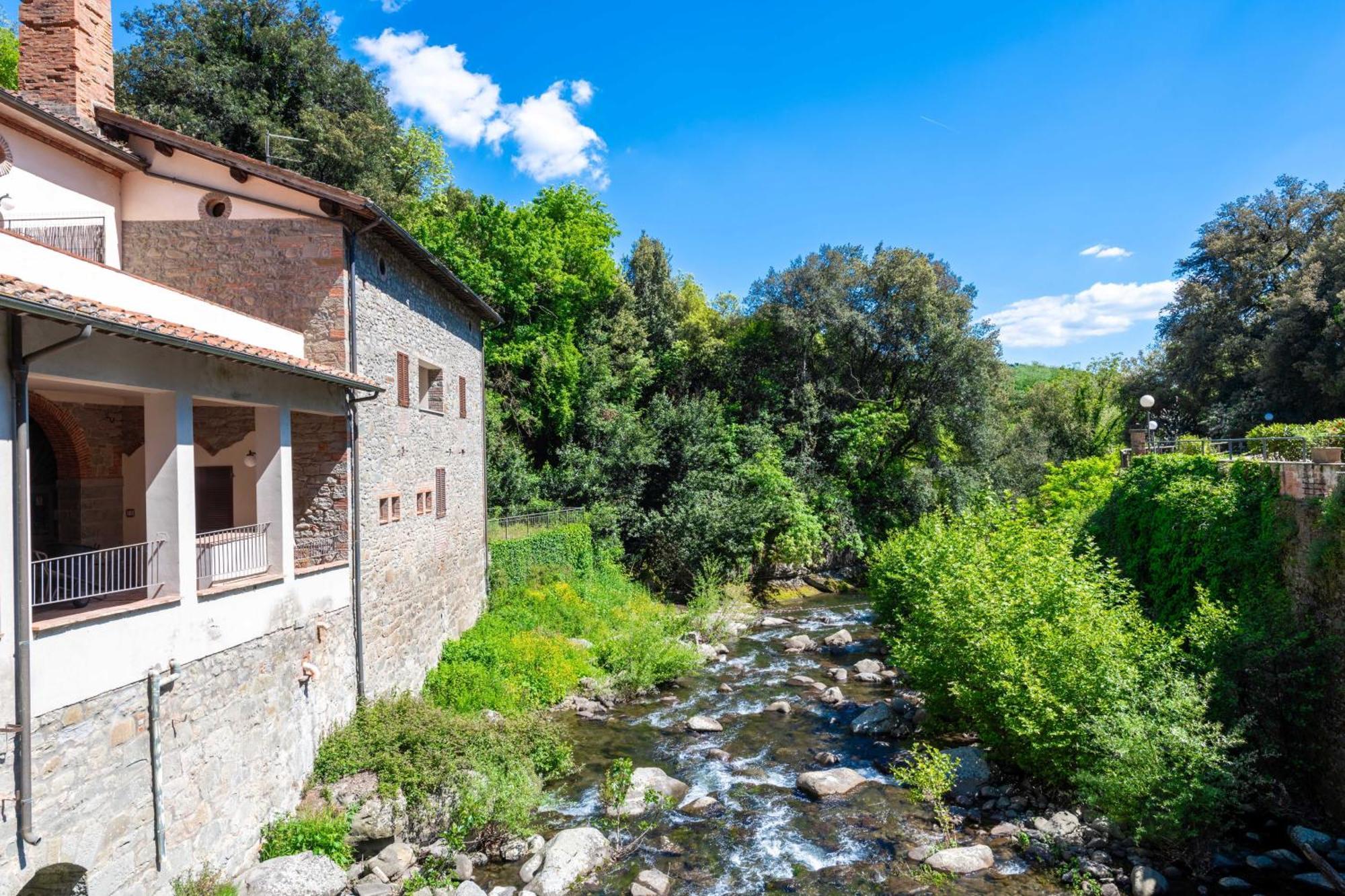 La Ferriera Exclusive Resort - Pool & Waterfall Loro Ciuffenna Εξωτερικό φωτογραφία